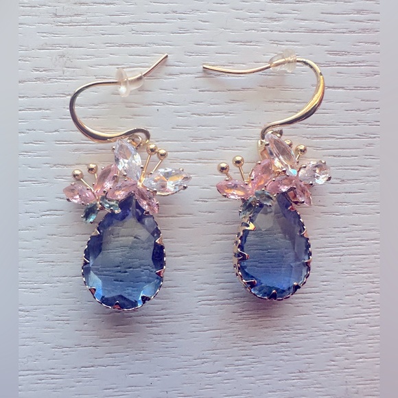 Blue and pink crystal drop earrings - Picture 1 of 2